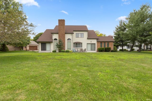 910 Foxbriar Lane, Goshen, IN 46526