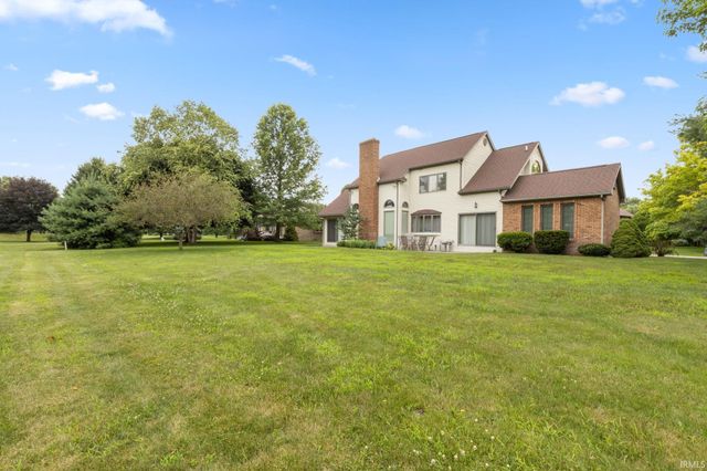 910 Foxbriar Lane, Goshen, IN 46526
