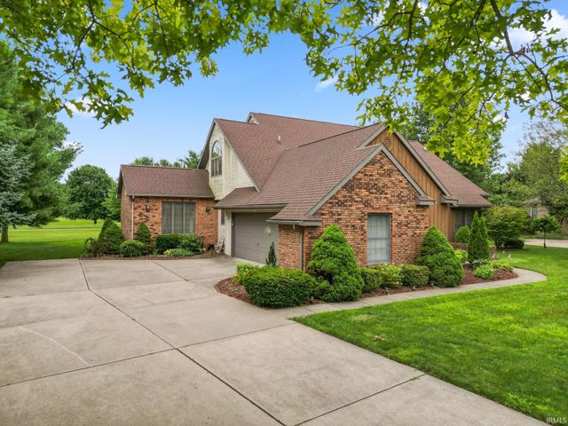 910 Foxbriar Lane, Goshen, IN 46526