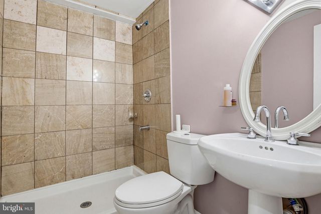 15123 PHILIP LEE RD, Chantilly, VA 20151