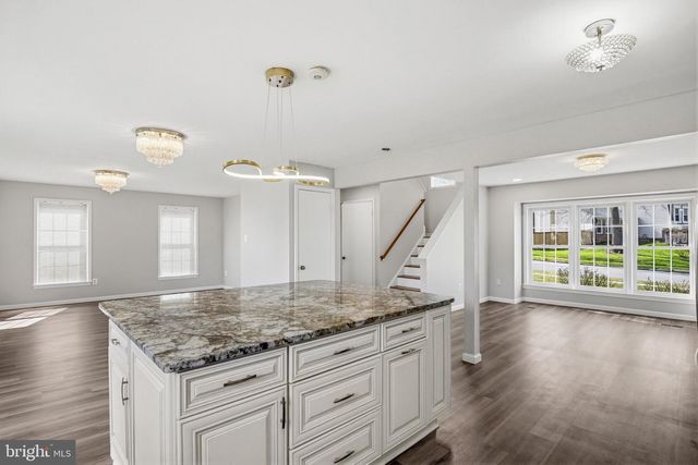 15123 PHILIP LEE RD, Chantilly, VA 20151