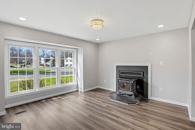 15123 PHILIP LEE RD, Chantilly, VA 20151