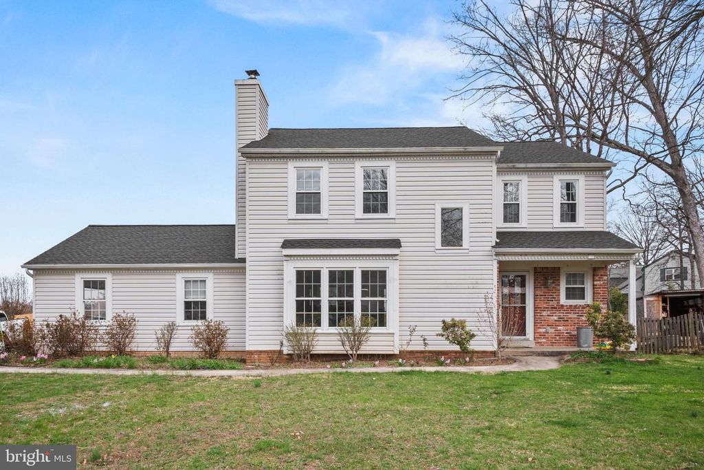15123 PHILIP LEE RD, Chantilly, VA 20151