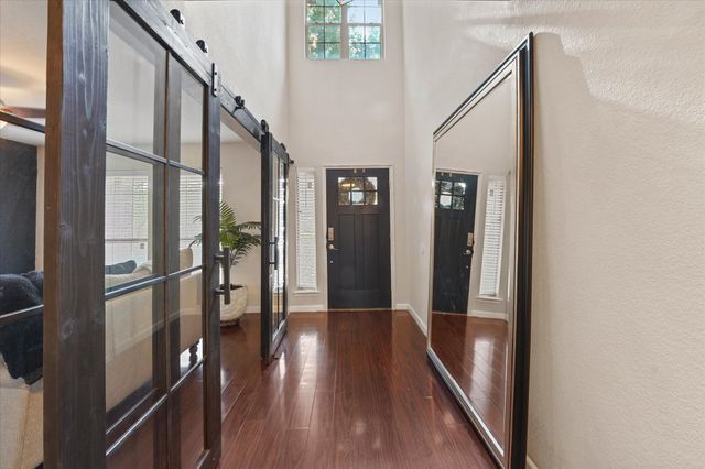 2053 Lake Trail Drive, Heartland, TX 75126