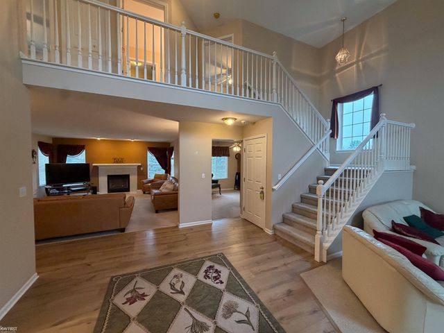 2295 Hidden Forest Drive 47, Grand Blanc, MI 48439