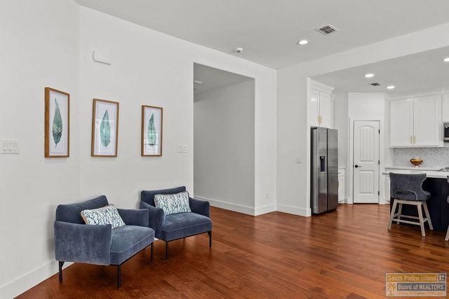 173 Torrey Pines Dr., Laguna Vista, TX 78578