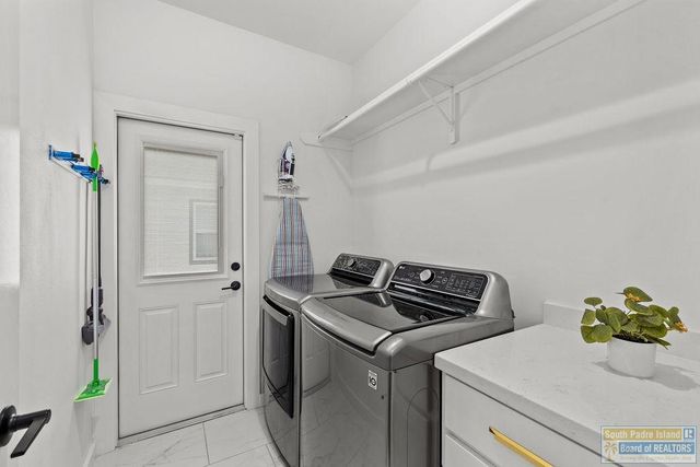 173 Torrey Pines Dr., Laguna Vista, TX 78578