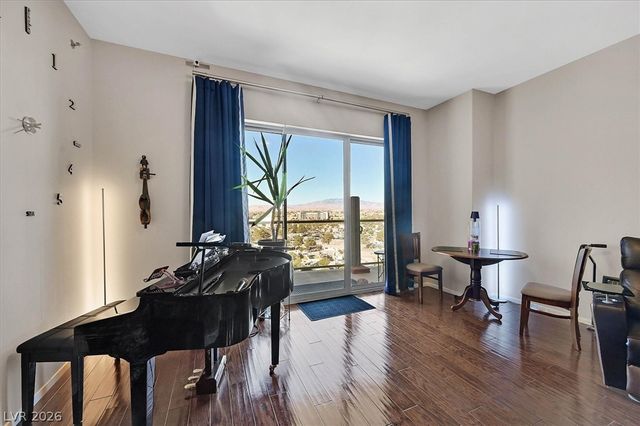 8255 Las Vegas Boulevard 908, Las Vegas, NV 89123