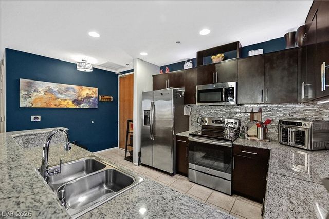 8255 Las Vegas Boulevard 908, Las Vegas, NV 89123