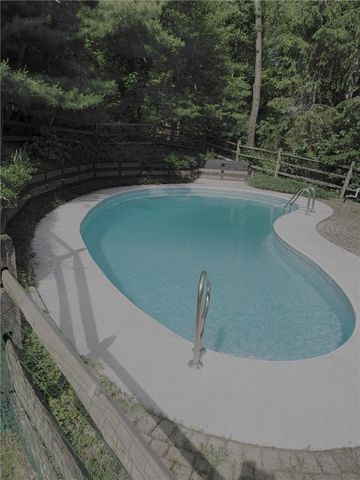 2272 Morrow Road, Upper St Clair, PA 15241