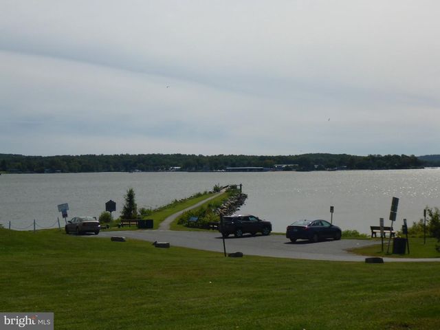 420 CHESAPEAKE RD, Charlestown, MD 21914