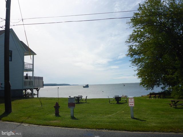 420 CHESAPEAKE RD, Charlestown, MD 21914