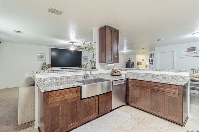 7419 MONETS GDN, San Antonio, TX 78218