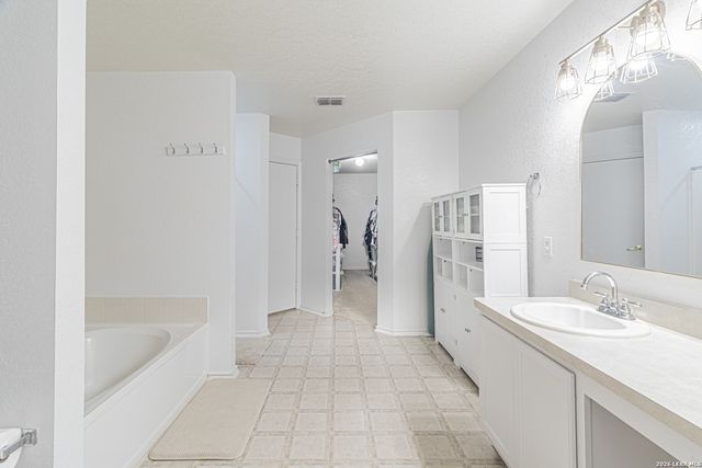 7419 MONETS GDN, San Antonio, TX 78218
