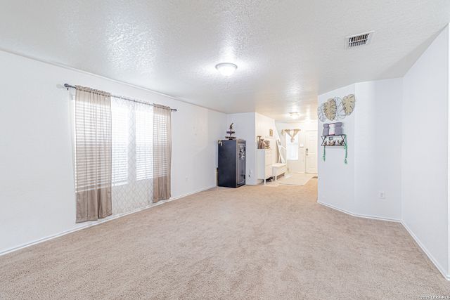 7419 MONETS GDN, San Antonio, TX 78218