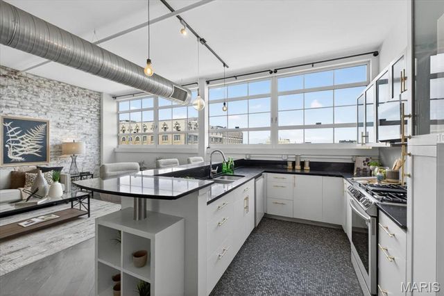 1136 Washington Avenue 905, St Louis, MO 63101