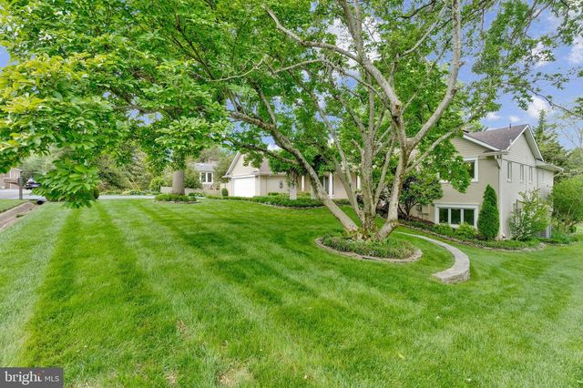 1102 CLOVER DR, Mclean, VA 22101