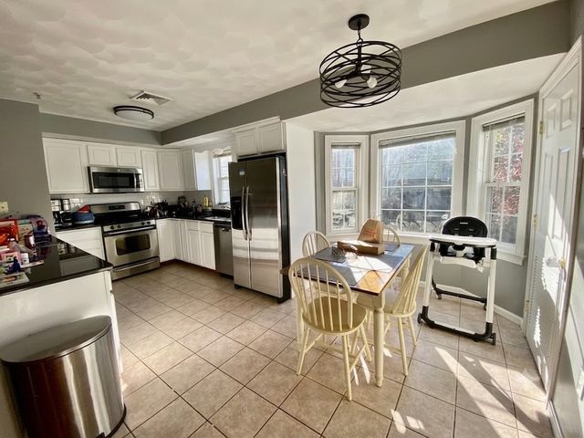 2 Ricciuti Dr 5, Quincy, MA 02169