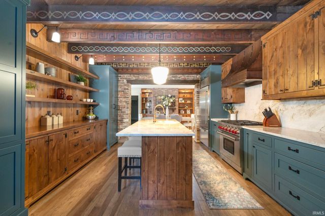 522 Napoleon Street, South Bend, IN 46617