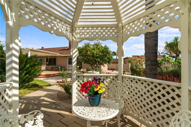 16005 Red Coach, Whittier, CA 90604