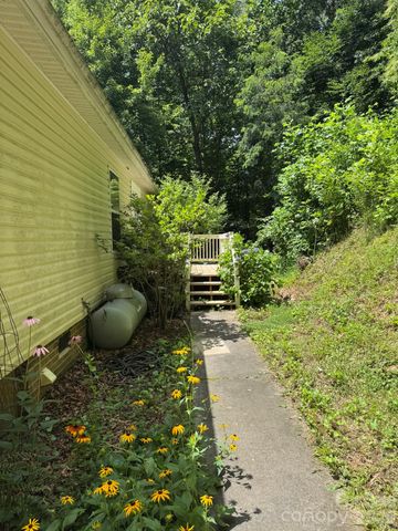 83 Tall Timber Drive, Sylva, NC 28779