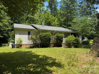 83 Tall Timber Drive, Sylva, NC 28779