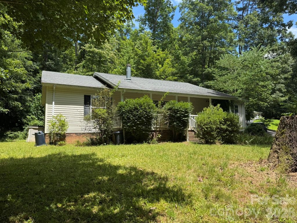 83 Tall Timber Drive, Sylva, NC 28779