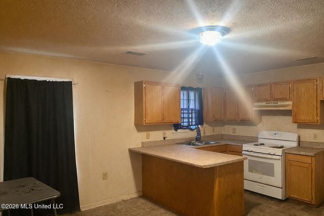 1442 Wood Street, Jackson, MS 39203