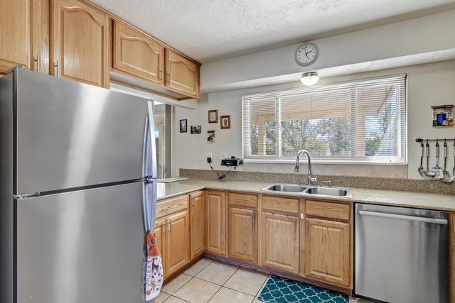 1303 Rio Rancho Drive SE D, Rio Rancho, NM 87124