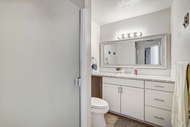1303 Rio Rancho Drive SE D, Rio Rancho, NM 87124