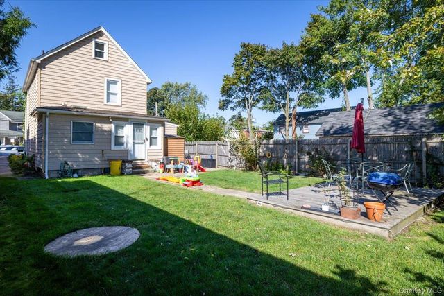 51 Columbia Street, Farmingdale, NY 11735