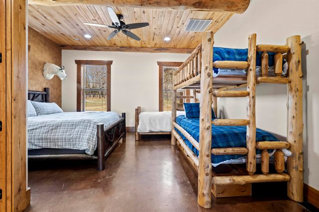 788 RS County Road 3500, Emory, TX 75440