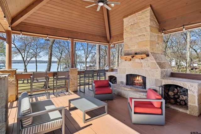 788 RS County Road 3500, Emory, TX 75440