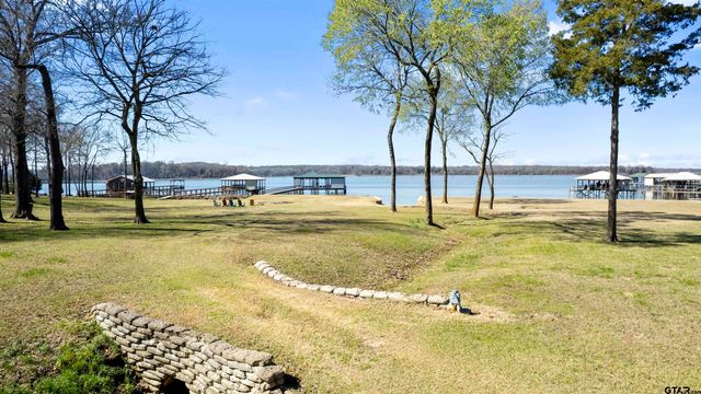 788 RS County Road 3500, Emory, TX 75440