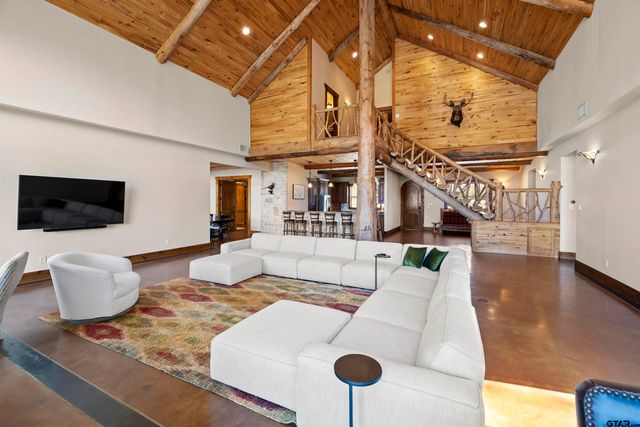 788 RS County Road 3500, Emory, TX 75440