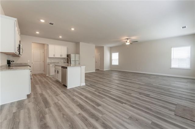 4129 Oakwood Terrace Court, Oakwood, GA 30566