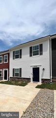 12108 BOWLING FARM CT, Fredericksburg, VA 22407