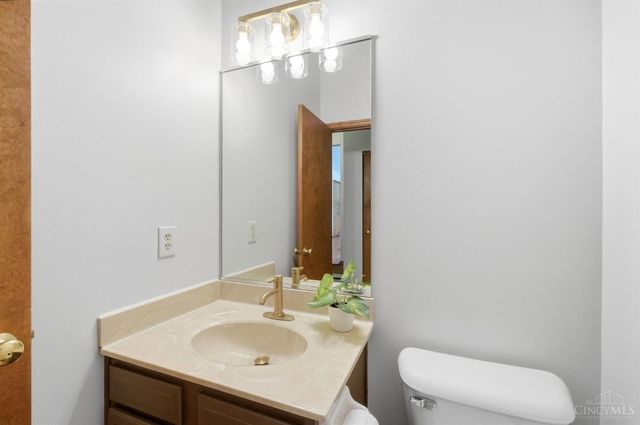 325 Gregorian Drive, Fairfield, OH 45014