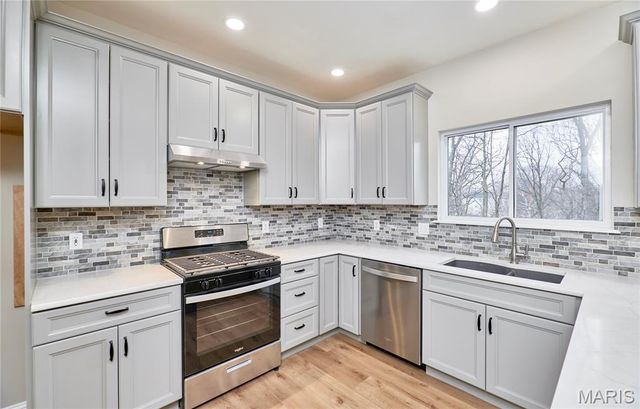 3978 Millers Crossing, St Charles, MO 63304