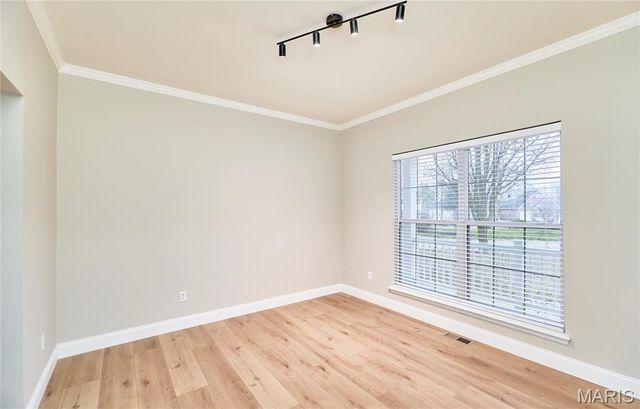 3978 Millers Crossing, St Charles, MO 63304