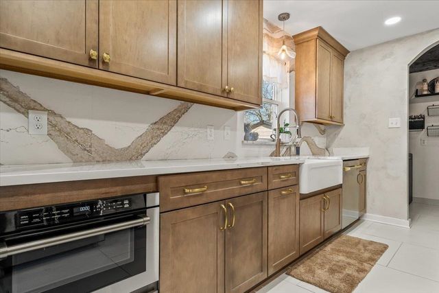 2618 CRIMMINS CV, Memphis, TN 38119