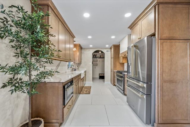 2618 CRIMMINS CV, Memphis, TN 38119