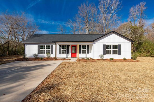 2166 Reeves Road, Lancaster, SC 29720