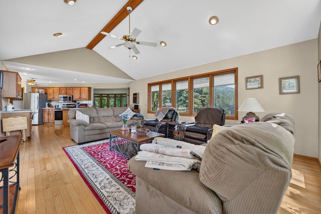 8722 Sheffield Drive, Belvidere, IL 61008
