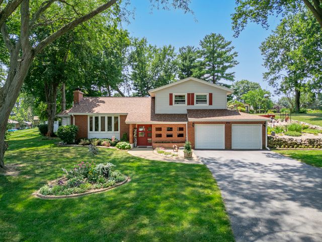 8722 Sheffield Drive, Belvidere, IL 61008