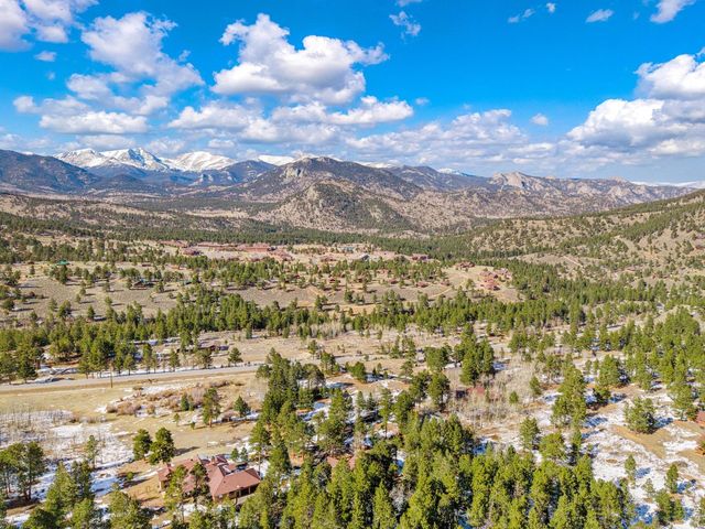 3202 Thunder Mountain Ln, Estes Park, CO 80517