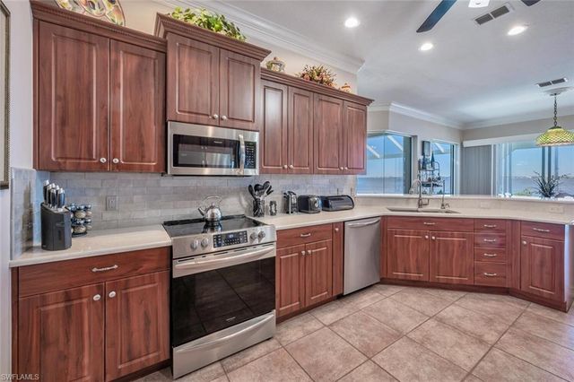 5727 Riverside DR, Cape Coral, FL 33904