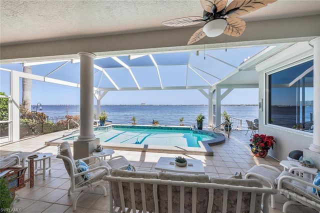 5727 Riverside DR, Cape Coral, FL 33904