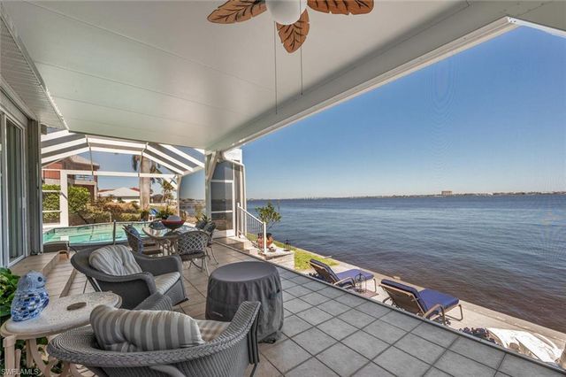 5727 Riverside DR, Cape Coral, FL 33904