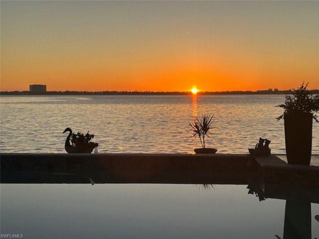 5727 Riverside DR, Cape Coral, FL 33904